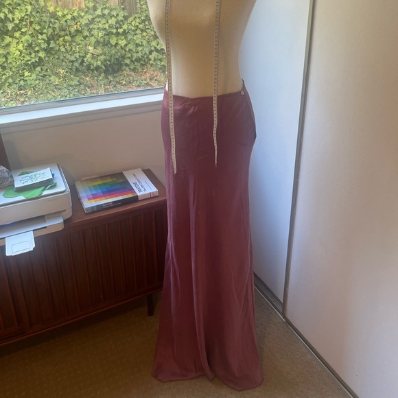 AWAVEAWAKE BIAS MAXI SKIRT SIZE SMALL 💜 - Picture 9 of 10